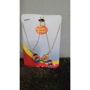 Mr & Mrs Potato Head Best Friends Magnetic Necklace Set BioWorld 2-Piece